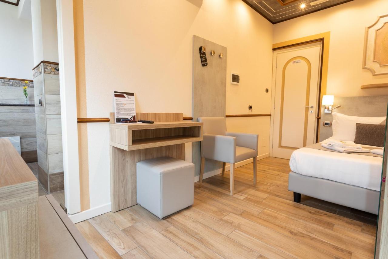 Hotel Antica Piacenza Exterior foto